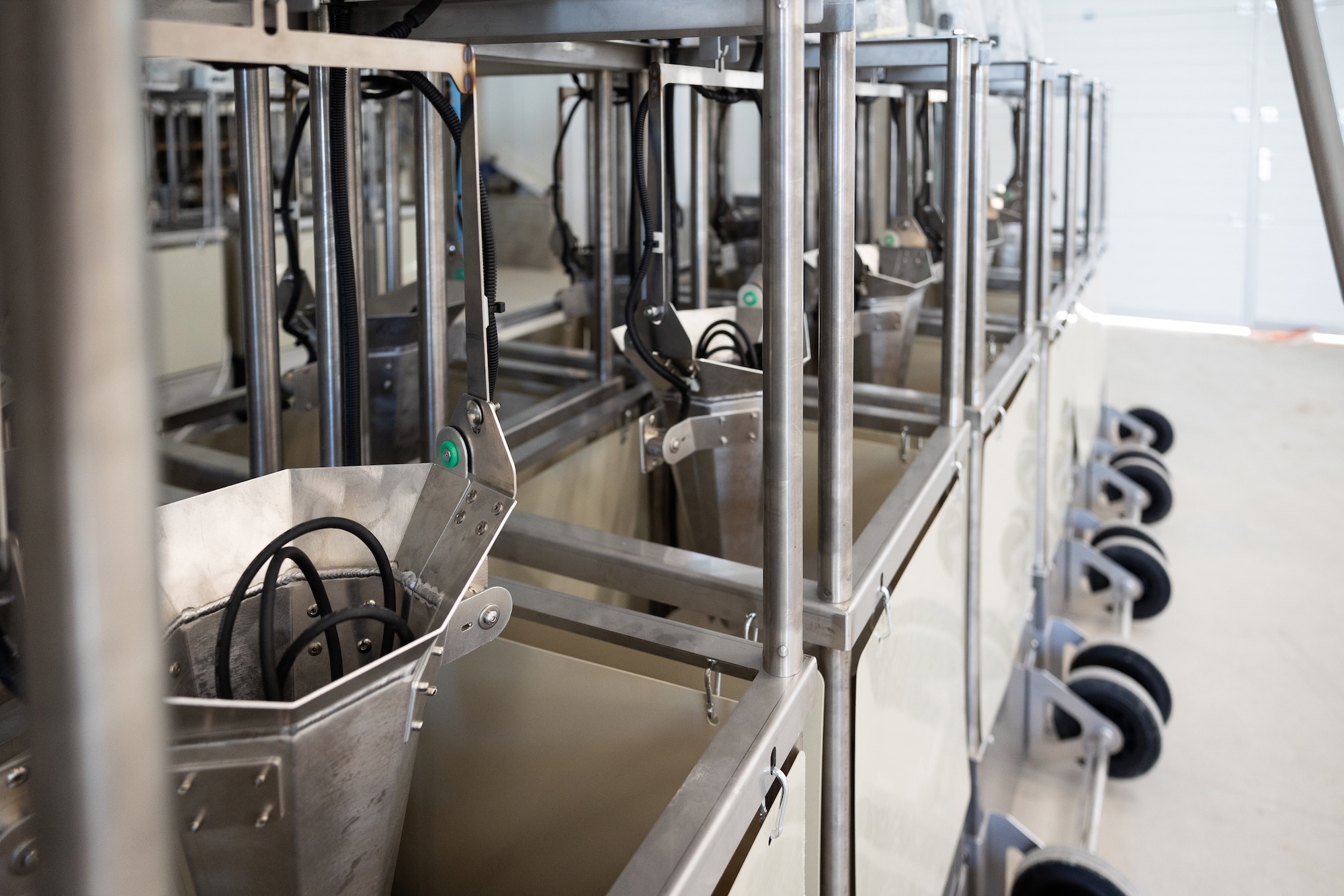 BAT1 Sorting Machine in warehouse - detail